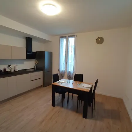 Hello Апартаменты Парма